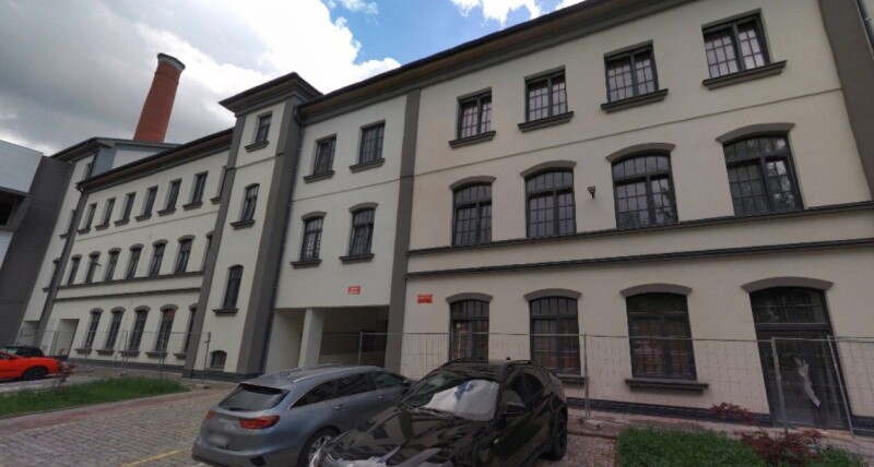 Vstup z Křižíkovy ulice